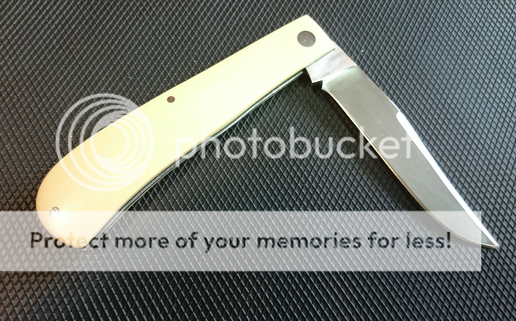 2014 Forum knife and Menefee Trapper